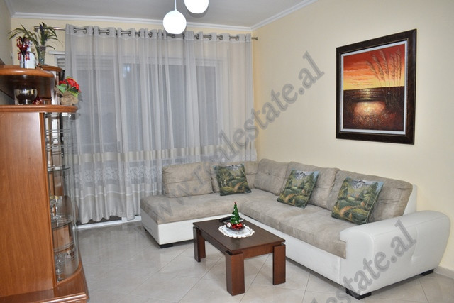 Apartament 1+1 me qira tek Kopshti Botanik ne Tirane
